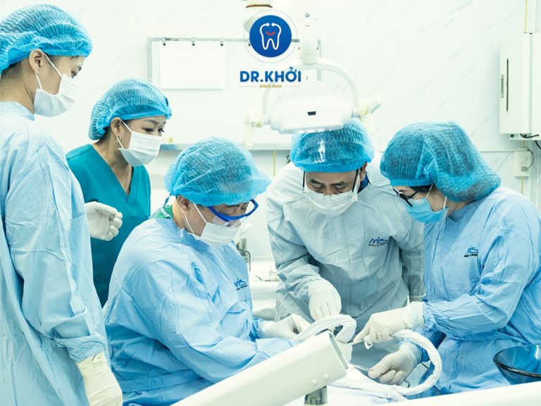 BS.CKII Trần Quốc Khởi - Chuyên gia trồng răng implant hàng đầu tại Việt Nam